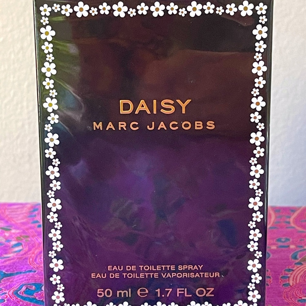 Daisy by Marc Jacobs Perfume. Unopened 1.7oz/50ml bottle